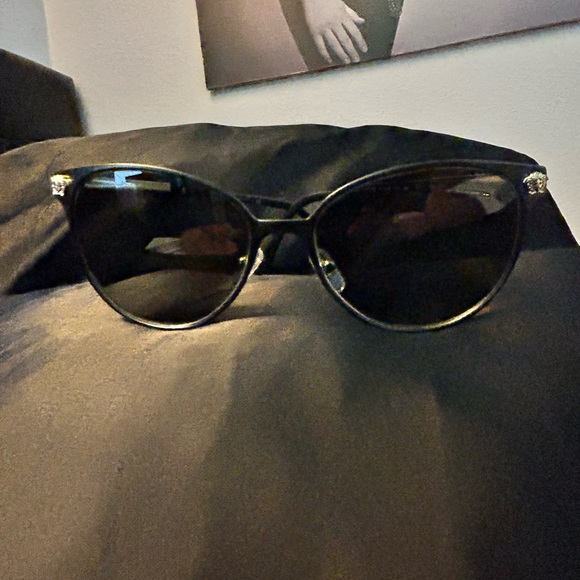 Versace Glasses - Picture 5 of 8